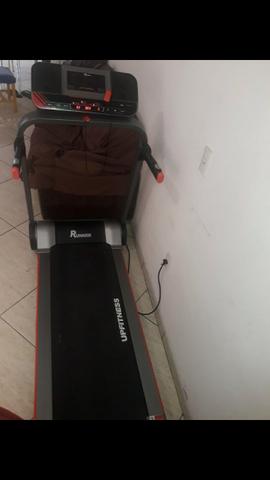 Esteira semi profissional funcionando perfeitamente suporta ate 200 kilos - Foto 2