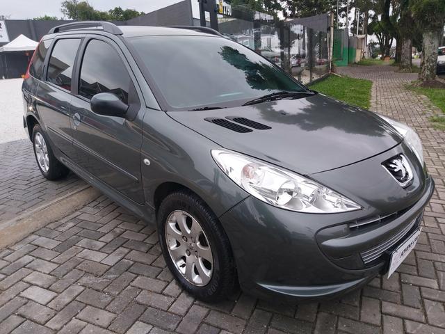 Peugeot 207 SW 1.4 - Foto 6