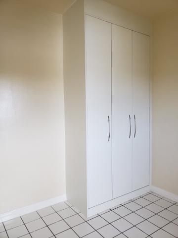 ALUGO R$ 1.900, Cond. Maron, com modulados, climatizado e telado - Parque 10 - Foto 4