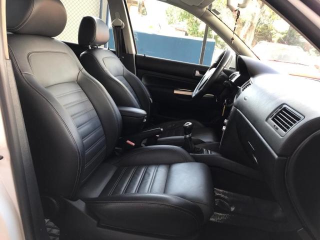 VOLKSWAGEN GOLF 2011/2012 1.6 MI SPORTLINE LIMITED EDITION 8V FLEX 4P MANUAL - Foto 17