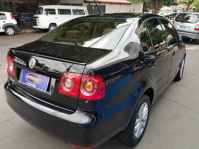 Polo sedan 1.6 2011/2012 - Foto 6
