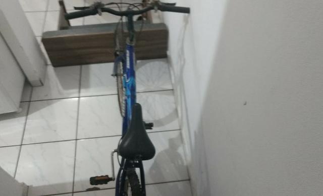 Vendo ou troco bicicleta Caloi quase nunca usada (leia a descrição) R$190,00