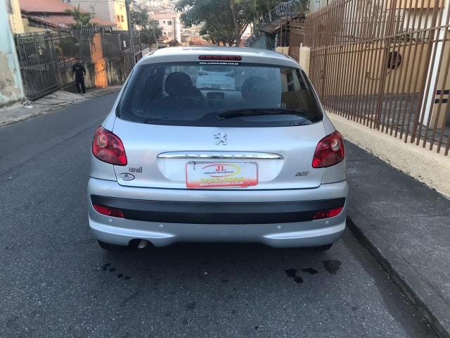 Peugeot 207 XR 1.4 8v Flex - Foto 5
