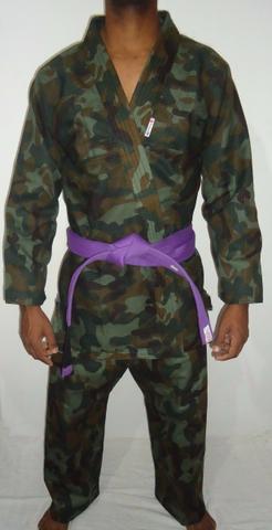 Kimonos Camuflado Tamanhos M 1,M 2 ,M3,M 4 Produtos novos e embalados liquidação