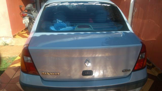 Clio sedan completo abaixo da fipe - Foto 2