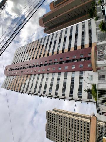 Apartamento com 3 quartos no 15° andar do Condomínio Atlântico Sul no Cambeba. AP0685