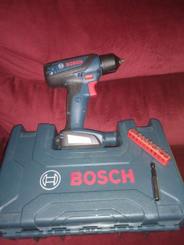 Vendo 2 makita parafusadeira /furadeira de impacto a bateria