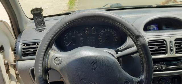 Clio 2001 RN 1.0 - Foto 6