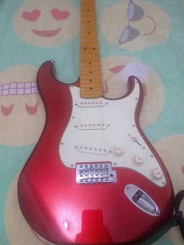 Guitarra elétrica da Tagima profissional cemi nova - Foto 2