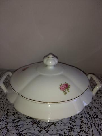 Sopeira antiga porcelana real Saõ Paulo década 60 desenhos florais - Foto 2