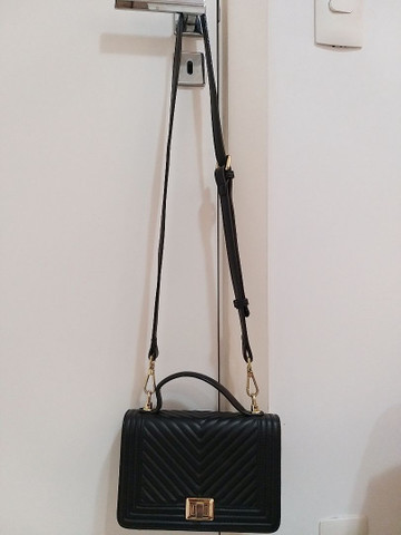 Bolsa Preta Couro Ecológico - Foto 2