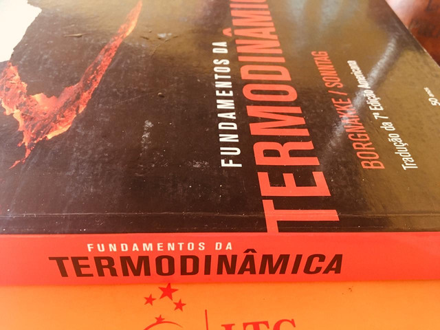 Livro Fundamentos da Termodinâmica - Foto 2