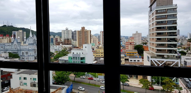 Excelente Sala Comercial Mobiliada, com 1 Vaga, no centro! - Foto 12