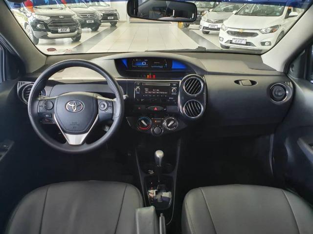 Toyota Etios XS 1.5 Flex 16V 5p Aut. Prata - Foto 5
