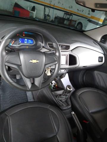 Onix 2016 completo carro impecável ! - Foto 8