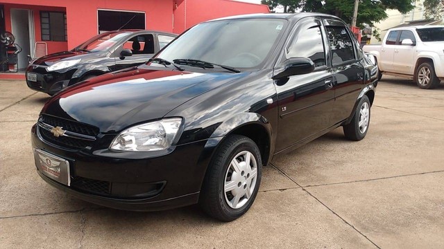 CLASSIC 2011/2011 1.0 MPFI LS 8V FLEX 4P MANUAL