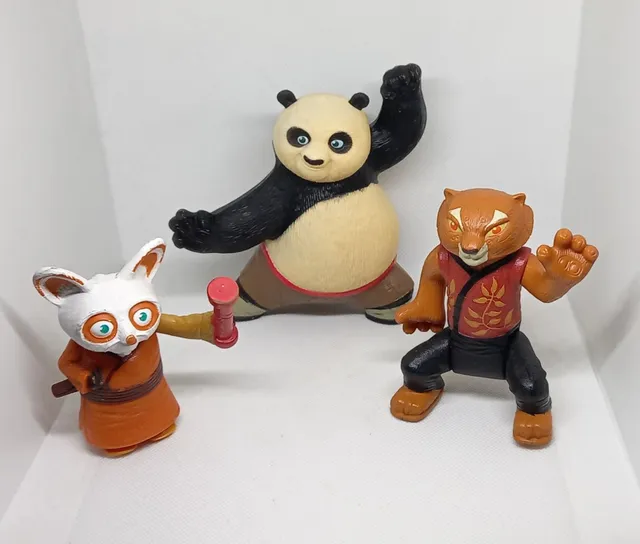 Bonecos dos Personagens do Desenho Infantil Kung Fu Panda - Coleção Mc  Donalds