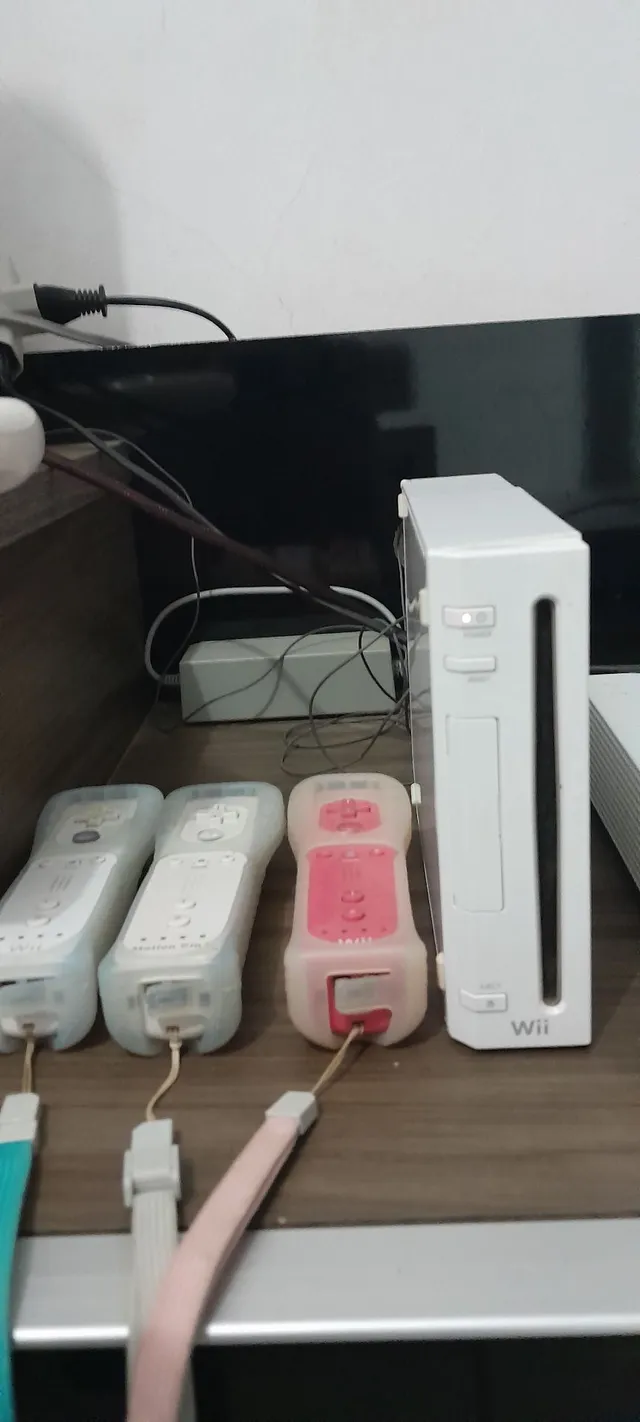 nintendo wii na caixa desbloqueado funcionando perfeitamente