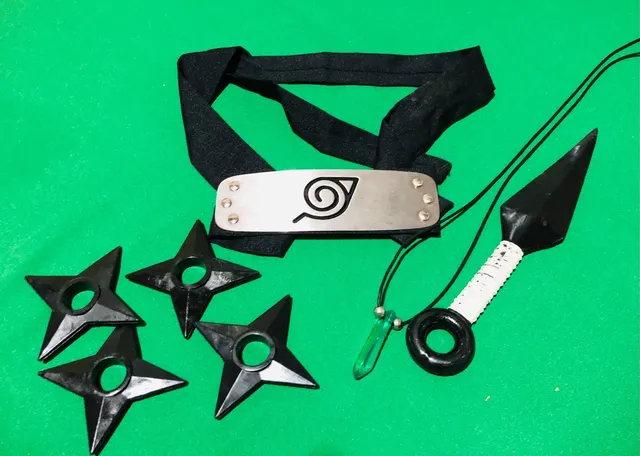 Kit Capa Akatsuki Bandana Colar Tsunade Kunai + Anel