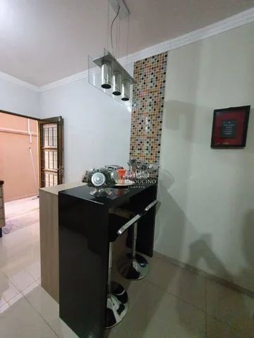 Apartamentos à venda em Jardim Imperio do Sol, Londrina - PR