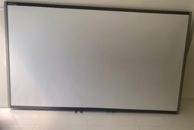 Quadro Branco/Lousa Digital Interativa 2,15 x 1,20 - Smartboard - Foto 2