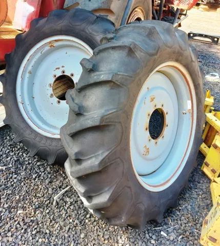 04 Rodas 08 furos aro-28 e  com Pneus  12.4 x28 - Foto 4