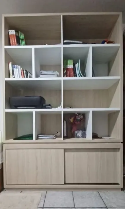 Estante Projetada em MDF de excelente qualidade - Novinha - ÚLTIMA OPORTUNIDADE