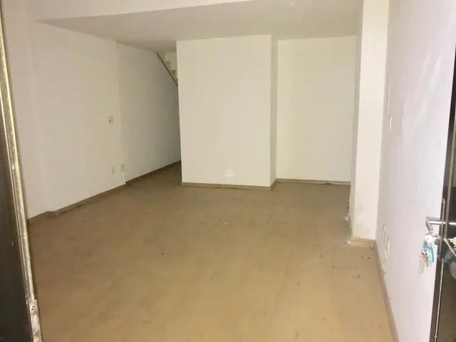 Loja alugada à venda na Avenida Raja Gabaglia