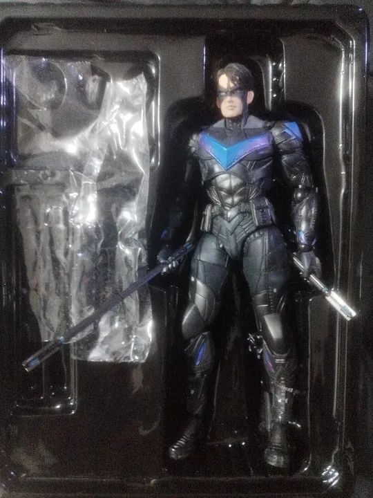 Batman Arkham Knight Nightwing Play Arts Kai - Figura de Ação - Foto 2