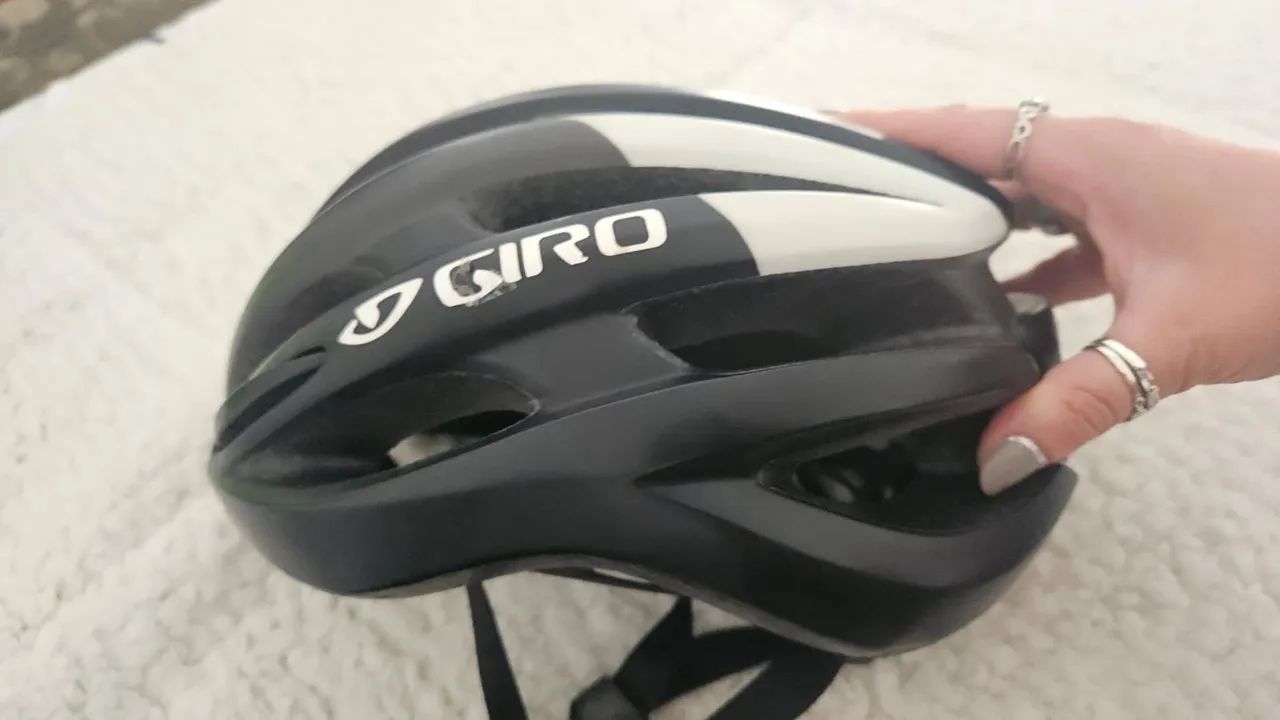 Capacete Giro M preto