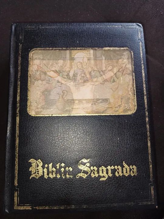 Biblia sagrada antiga 