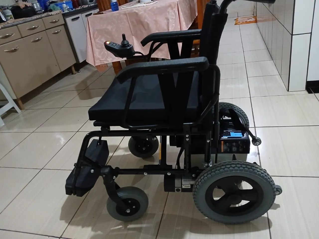 Cadeira de Rodas Freedom - Foto 6