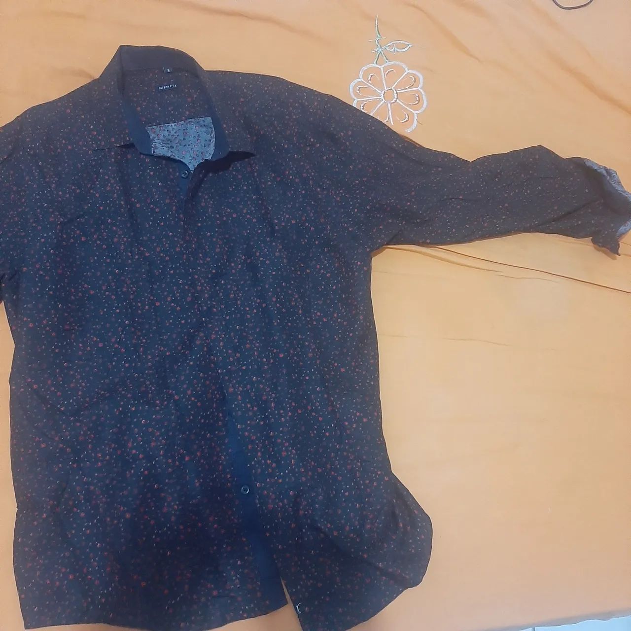 Vendo camisa Slim G seminova.