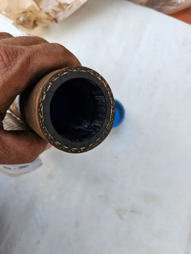 Pa carregadeira trator esteira caterpillar mangueira nova original 2432746 - Foto 4