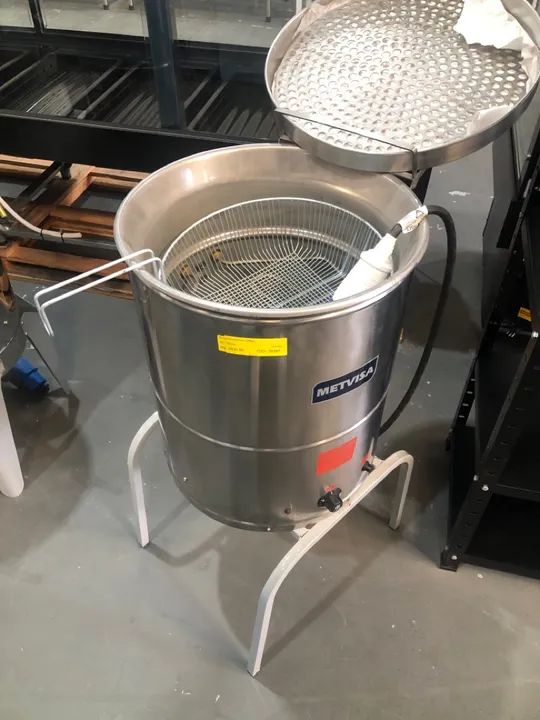 Fritadeira industrial elétrica 