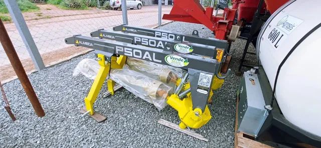 Perfurador de solo acompanhado por 2 brocas  - Foto 2