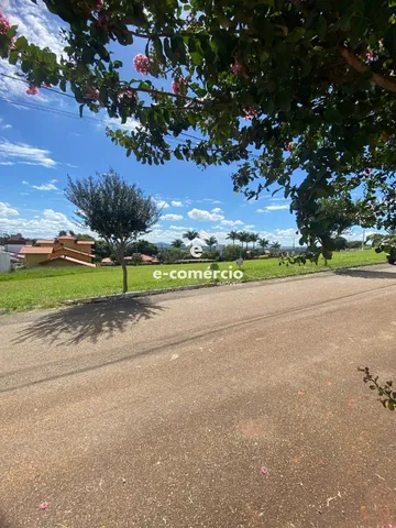 Lote à venda em condomínio fechado - Porto da Pedra/Ijaci.