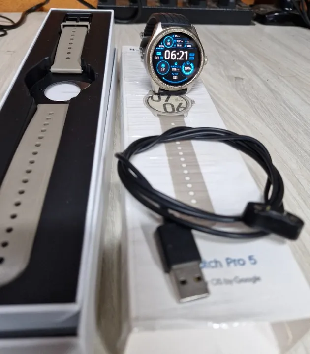 TicWatch Pro 5