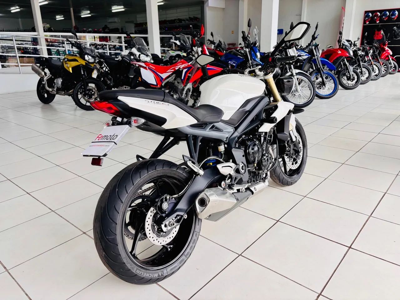 Triumph Triple 675 2017 - 1343986248 | OLX