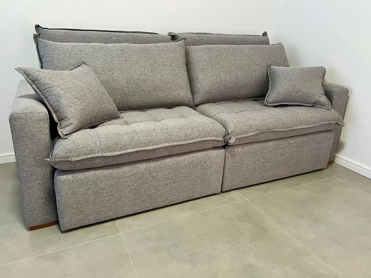 Mega conforto sofá ideal para quem mora em apartamento