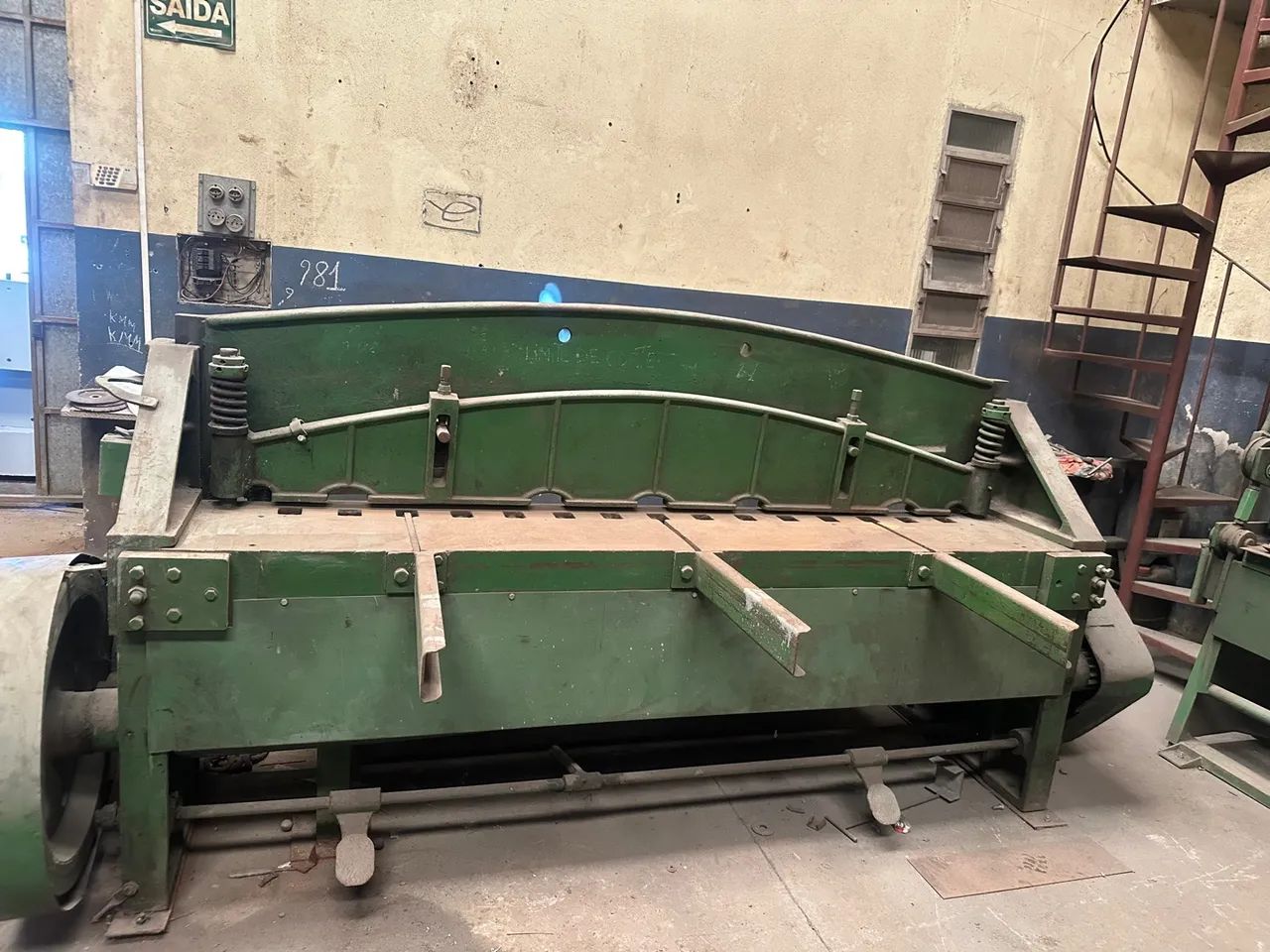 Guilhotina Industrial Imag 2000mm capacidade de corte chapa 4mm - Foto 4