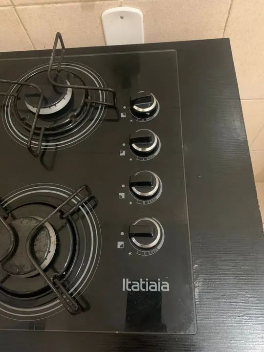 FOGÃO COOKTOP 4 BOCAS+ARMÁRIO COM DIVISÃO +GÁS ( CONTÉM UM POUCO DE GÁS