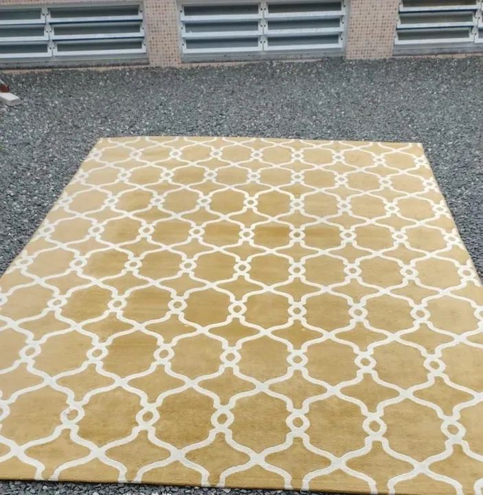 Tapete Mostarda com Desenho Geométrico