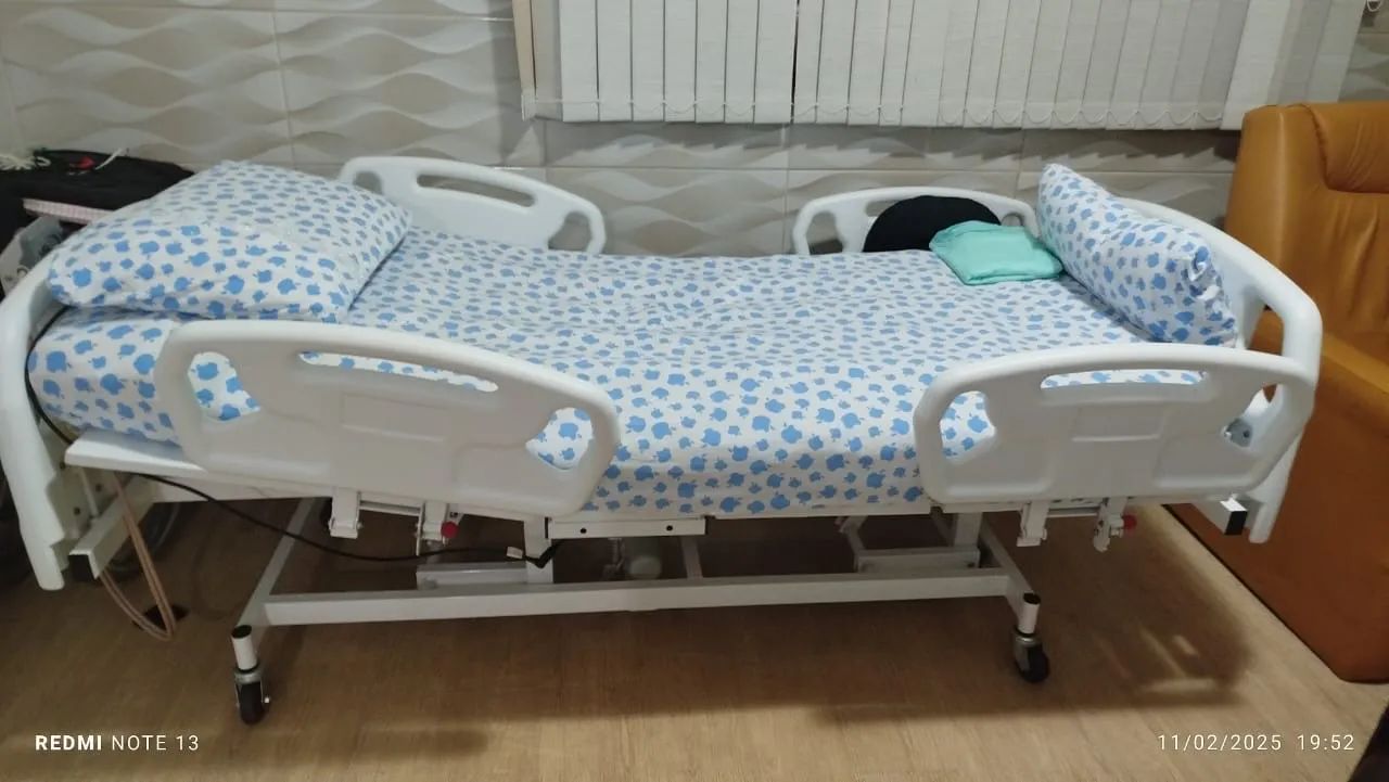 Cama Hospitalar Motorizada + colchão pneumático 
