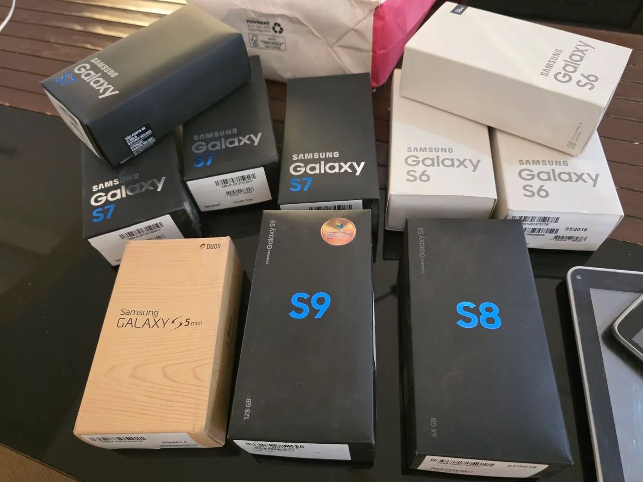 Lote caixas originais e Celular Samsung e LG - Peças e Aparelhos - Foto 3