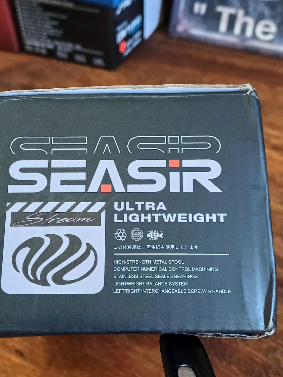 MOLINETE STREAM 1000 ULTRA LIGHT APENAS 136 GRAMAS DRAG 6 KILOS  - Foto 2