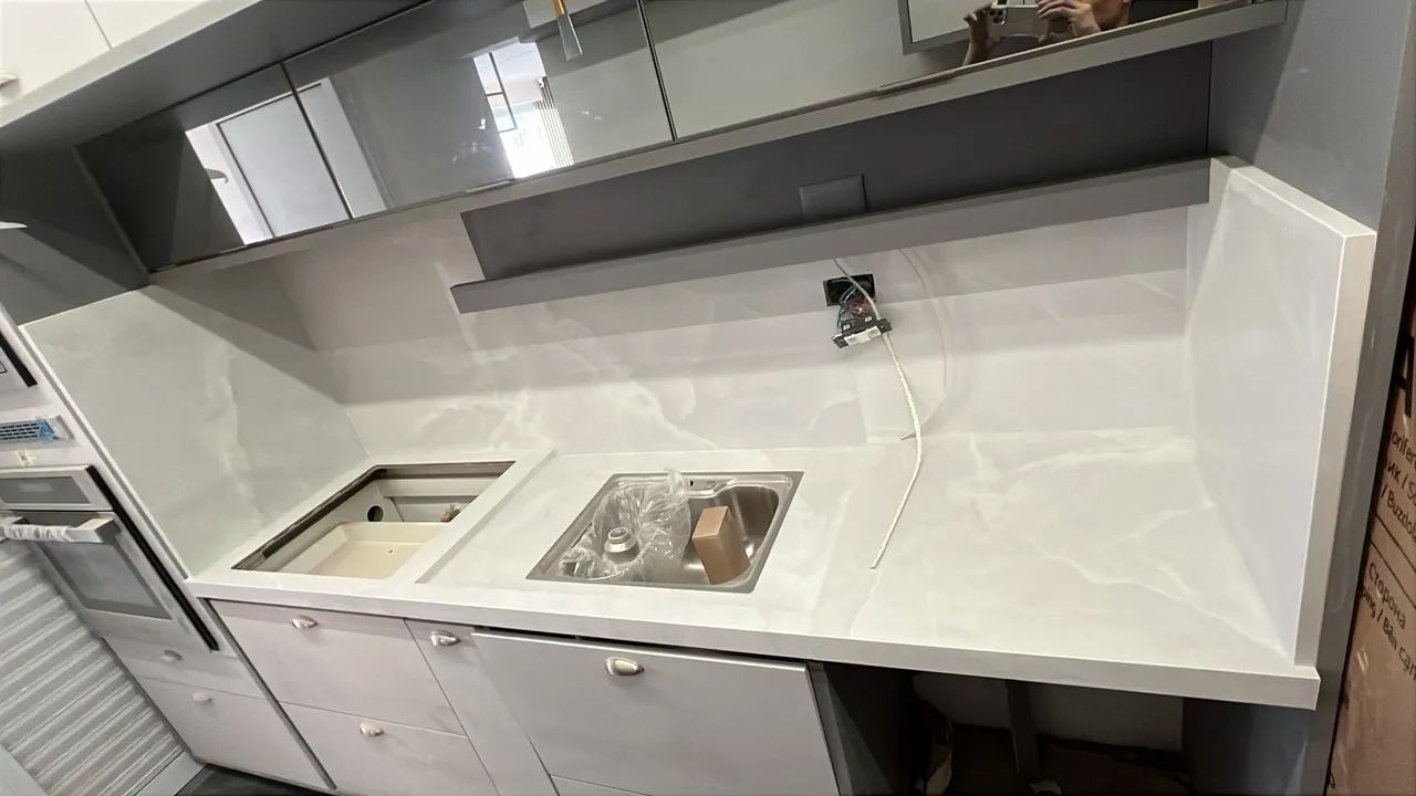 Pia de cozinha em porcelanato  - Foto 6