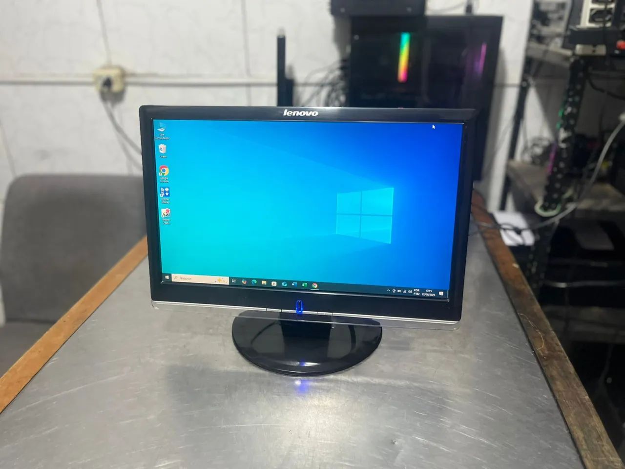 Lenovo 19-inch Monitor64318043742721122