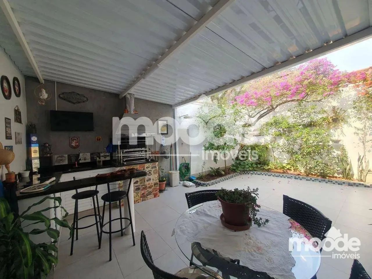 CASA EM CONDOMIINIO 3 QUARTOS ( 1 SUÍTE) 2 VAGAS