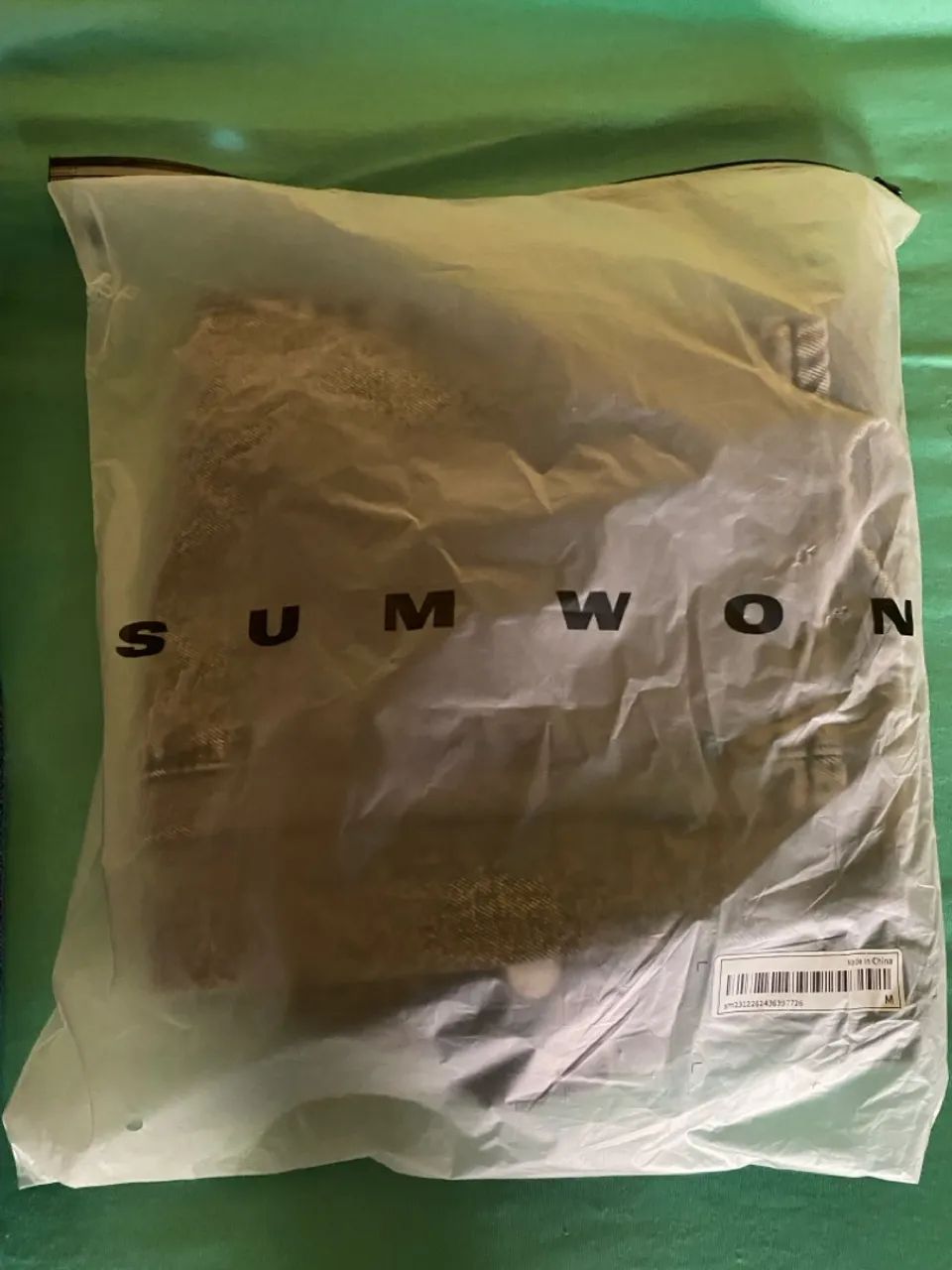 Calça SUMWON Denim RETA M contém medidas nas fotos  - Foto 4